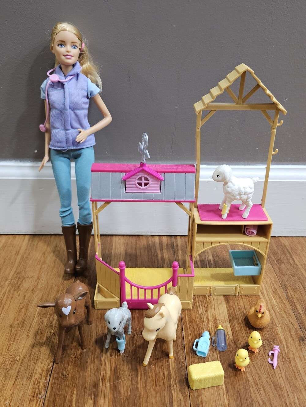 Barbie Sweet Orchard Farm Vet Doll & Playset with Barn Animals and Accessories